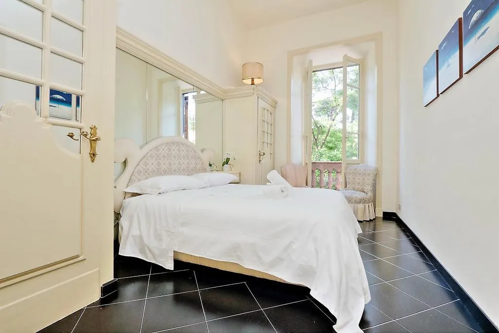 Pompeo Apartment Rome