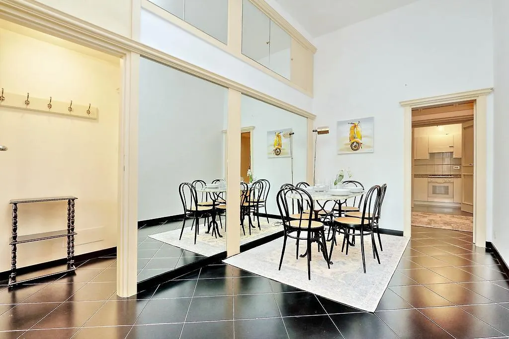 Pompeo Apartment Rome