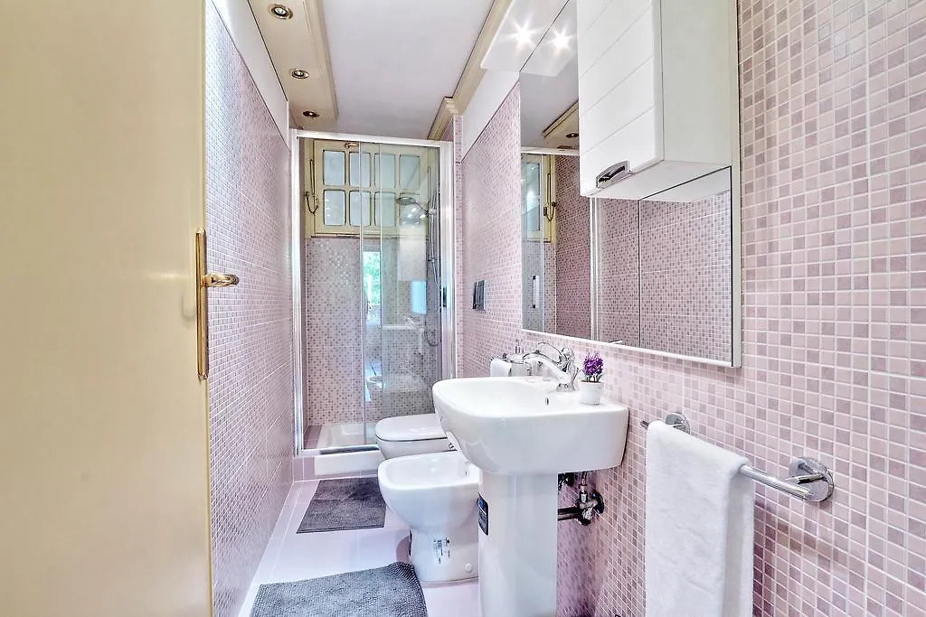 Pompeo Apartment Rome
